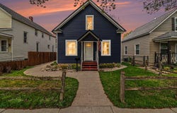 603 N Rowe Street, Ludington, MI 49431