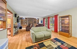 116 Oak Lane SE, Hutchinson, MN 55350