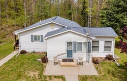 6924 Leslie Street, Hale, MI 48739
