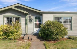 1145 SW Cypress St, McMinnville, OR 97128