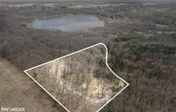 13493 Riker, Chelsea, MI 48118