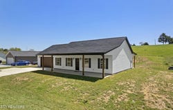 252 Old Middlesboro Hwy, LaFollette, TN 37766