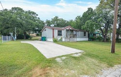 1102 15th Street, Bridgeport, TX 76426