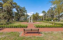8 Wright Square, Brunswick, GA 31520