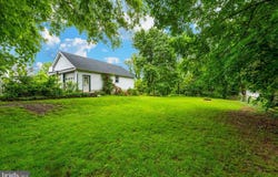 28 N ALTAMONT AVENUE, THURMONT, MD 21788