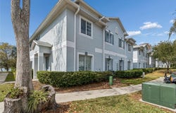 7402 E BANK Drive, TAMPA, FL 33617