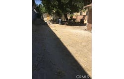 1701 E 61st Street, Los Angeles, CA 90001