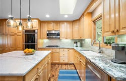 5754 Oakview Lane, Minnetonka, MN 55345