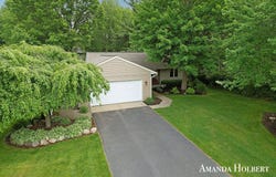 4305 Wintercress Drive NE, Rockford, MI 49341