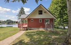 3931 E Shore Drive, Stanton, MI 48888