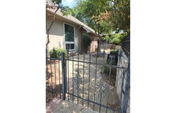 3523 Oak Bend Drive, Arlington, TX 76016