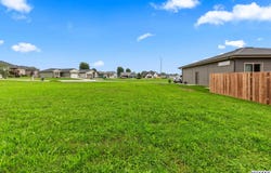 2382 Landing Lane, Blair, NE 68008