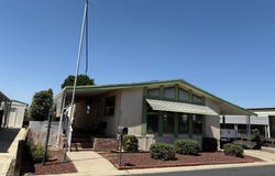 2627 W Midvalley Avenue, Visalia, CA 93277
