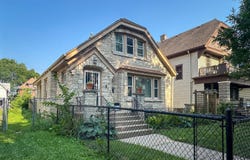 2640 N 48th St, Milwaukee, WI 53210