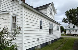 225 Lennox Pl, Caspian, MI 49915