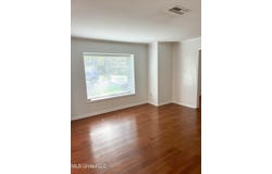 5365 Red Fox Road, Jackson, MS 39211