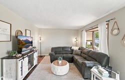 7 Parkwood Place, Garner, IA 50438