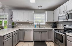 4500 W Bull Run Battle Street, Battlefield, MO 65619