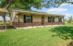 190 Rs County Road 4330, Point, TX 75472