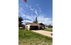 780 White Avenue, Ishpeming, MI 49849