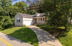 2026 Kay Neva Lane, Charleston, WV 25312