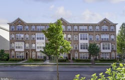 19261 HARLOW SQUARE, LEESBURG, VA 20176