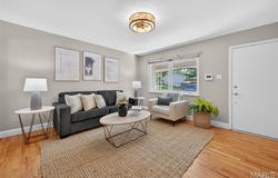 2255 Murray Forest Drive, Maryland Heights, MO 63043