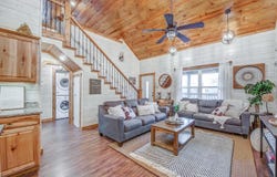 700 FAIRWAY Ln, Counce, TN 38326-8028