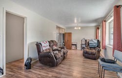 848 N OAKLEY St, Salt Lake City, UT 84116