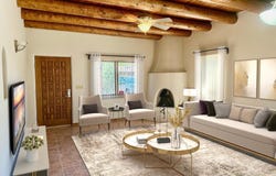 504 B Apache St, Taos, NM 87571