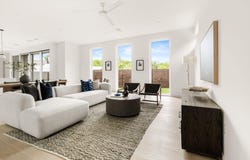 3209 Dolphin Dr, Austin, TX 78704
