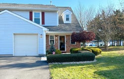 196 Jonathan Place, Franklin Twsp, NJ 08873