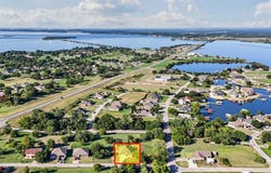 502 Balboa Drive E, Runaway Bay, TX 76426