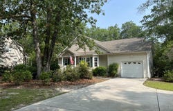 409 Loma Linda Drive, Cape Carteret, NC 28584