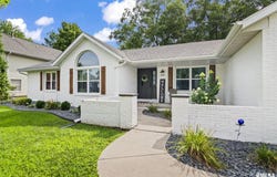 608 TECUMSEH Trail, Springfield, IL 62711
