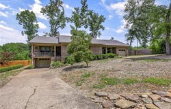 2208 & 2210 Oakwood  AVE, Bentonville, AR 72712