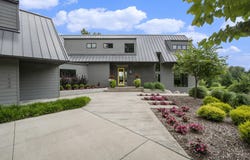 1950 Robinson Road SE, East Grand Rapids, MI 49506