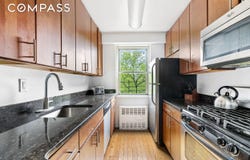 1065 Vermont Street, Brooklyn, NY 11207