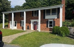 106 LAKESIDE DRIVE, STEPHENS CITY, VA 22655