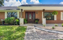 3135 Forest Hill East Road, La Grange, TX 78945