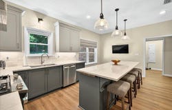 7000 Alhambra Drive, Tallahassee, FL 32317