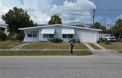 141 DUXBURY AVENUE, PORT CHARLOTTE, FL 33952