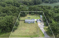 2919 N N US Highway 31, Niles, MI 49120