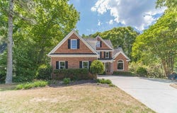 395 Amberbrook Circle, Grayson, GA 30017