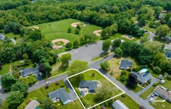 498 Juniper Lane, Cheshire, CT 06410