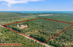 16861 17th Road, Garden, MI 49835