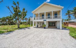 5830 Lauder Street, Fort Myers Beach, FL 33931