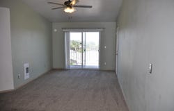 1645 NE MERMAN DR. #C-302, Pullman, WA 99163