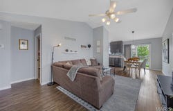 153 Bayhill Village Drive, O'Fallon, MO 63368
