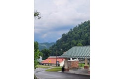 509 Riverview Ave, Fries, VA 24330